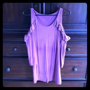 Jessica Simpson cold shoulder maternity top